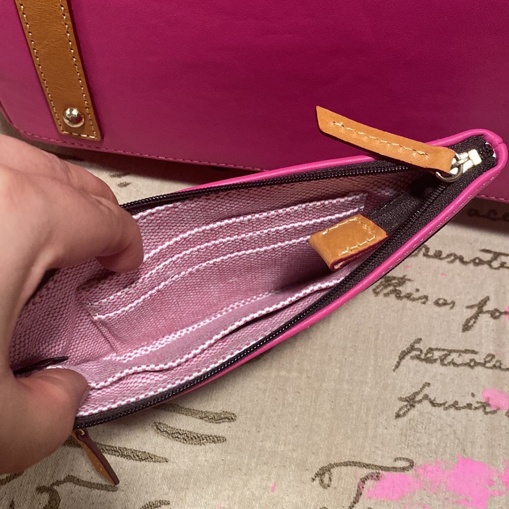 Dooney Bourke - Picture 7 of 13